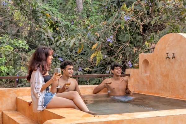 Image Title Goes Here